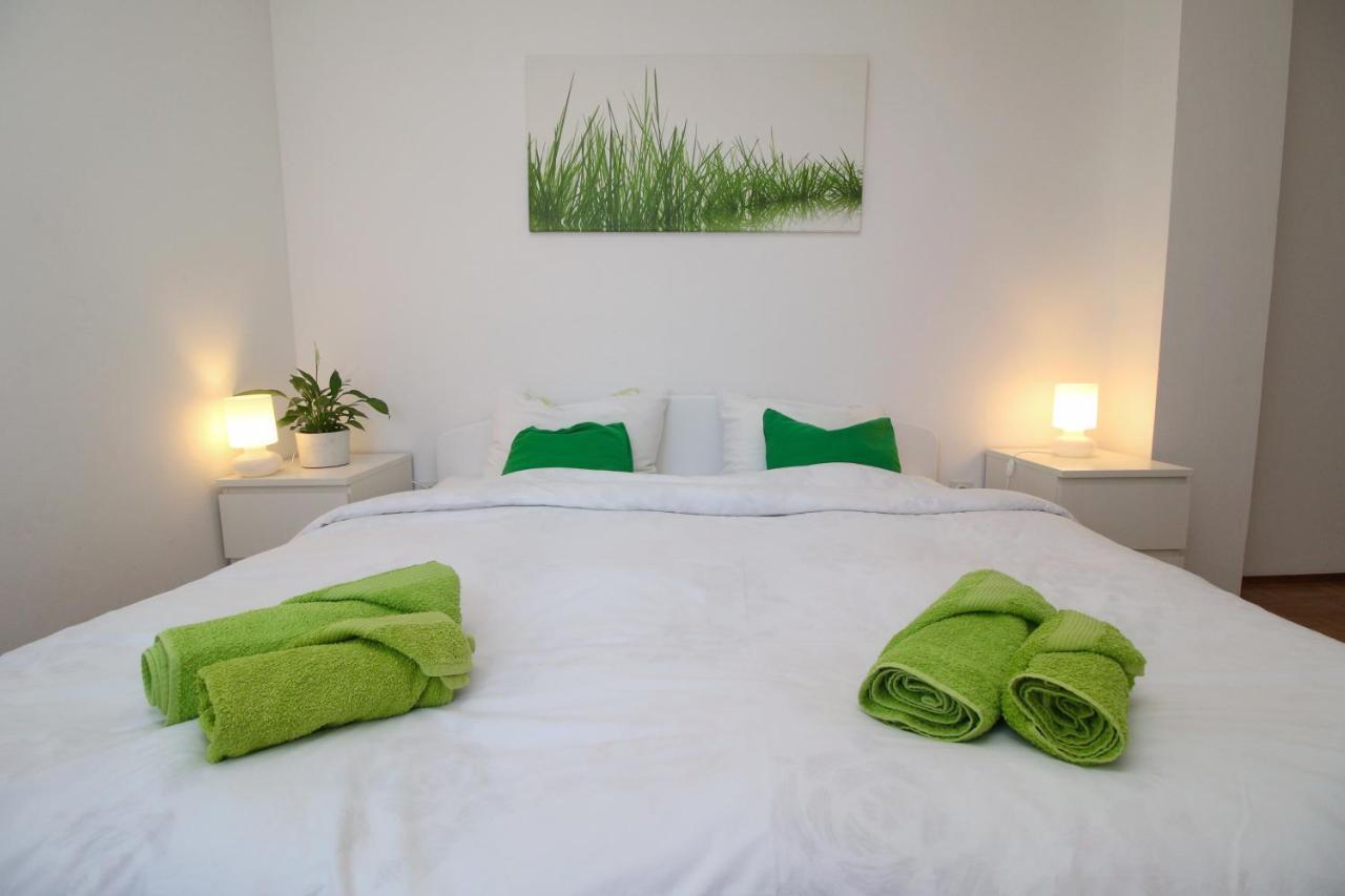 Apartment Nana Ровинь Экстерьер фото